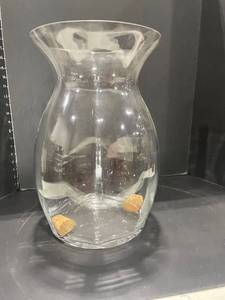 lot 3032 image: Large clear glass vase