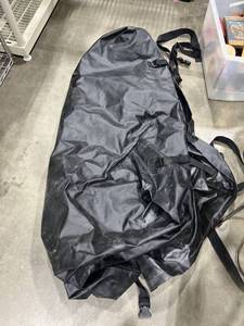 lot 3073 image: Cabelas car top carrier
