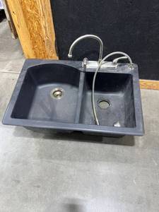 lot 3100 image: Double basin sink 9x33x22
