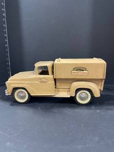 lot 4001 image: Vintage Tonka Sportsman truck