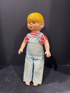 lot 4007 image: Vintage Dennis The Menace rubber and vinyl doll