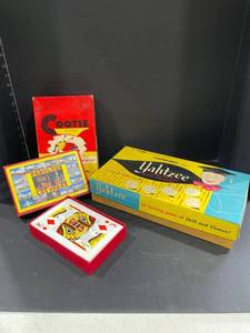 lot 4019 image: Vintage Yahtzee and more