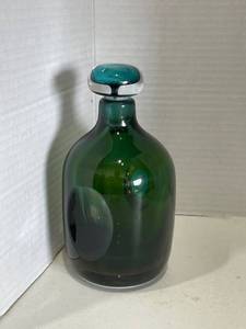 lot 4036 image: Art glass bottle