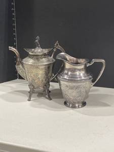 lot 4040 image: Silverplated pitchers
