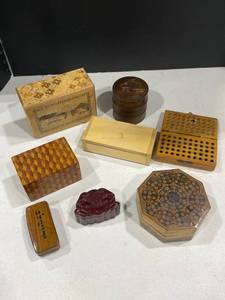 lot 4065 image: Various stash boxes