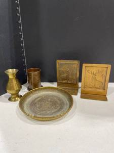 lot 4035 image: Brass bookends and more