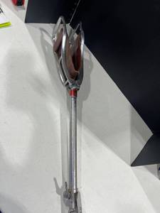lot 4070 image: Nadco sports cans seat