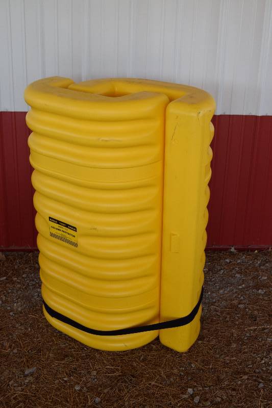 lot 5 image: Eagle Column Protector