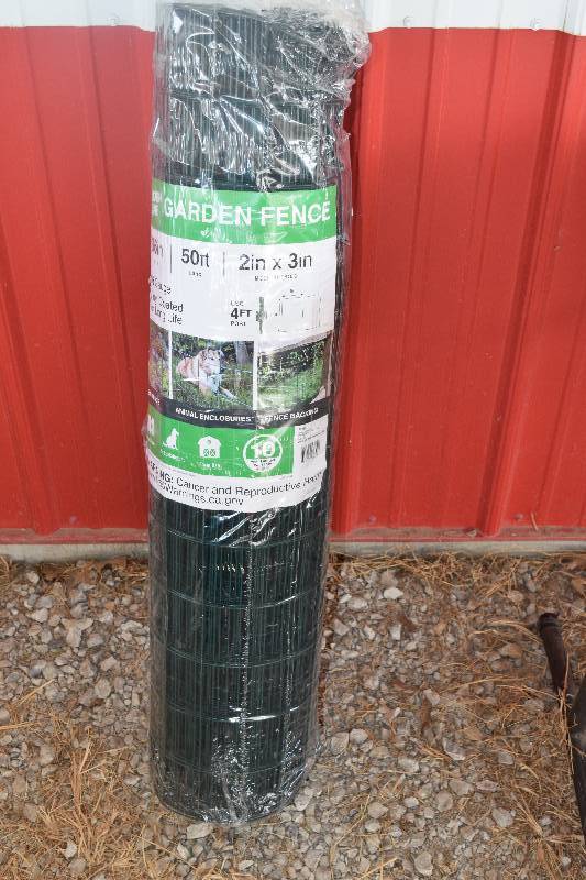 lot 66 image: Roll Garden Zone Garden Fence