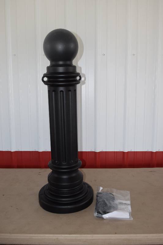 lot 69 image: Eagle Armor Kraft Decorative Post Sleeve