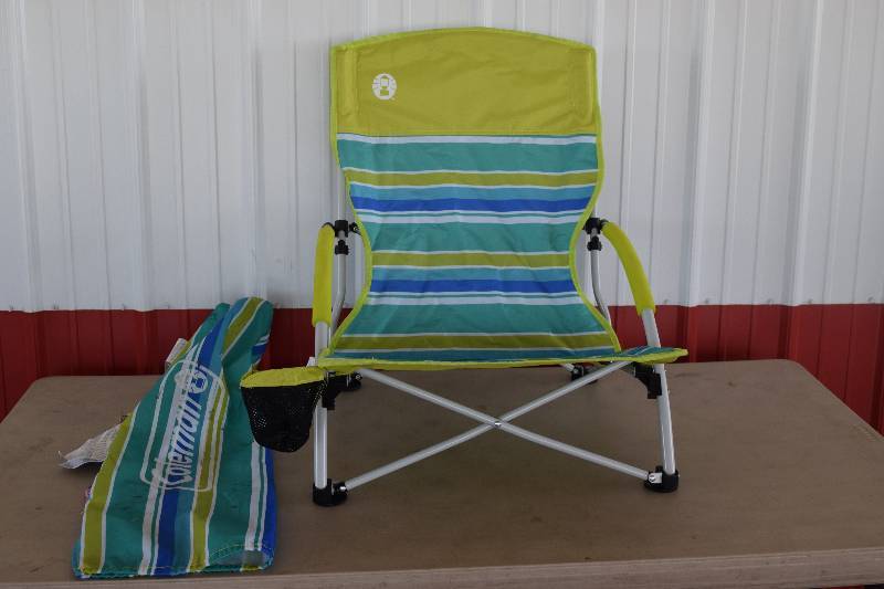 lot 70 image: Coleman Beach Lawn Chair
