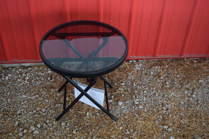 lot 87 image: Living Accents Folding Side Table