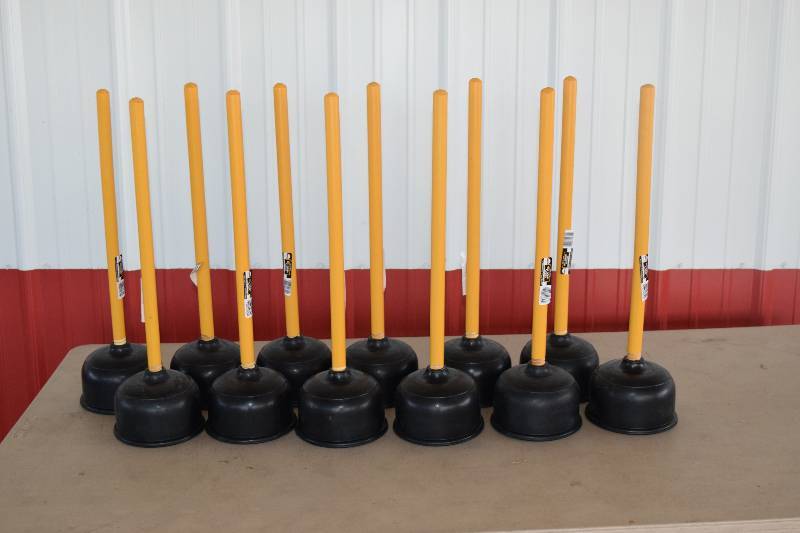 lot 91 image: 12 Harveys Bell Funnel Plungers