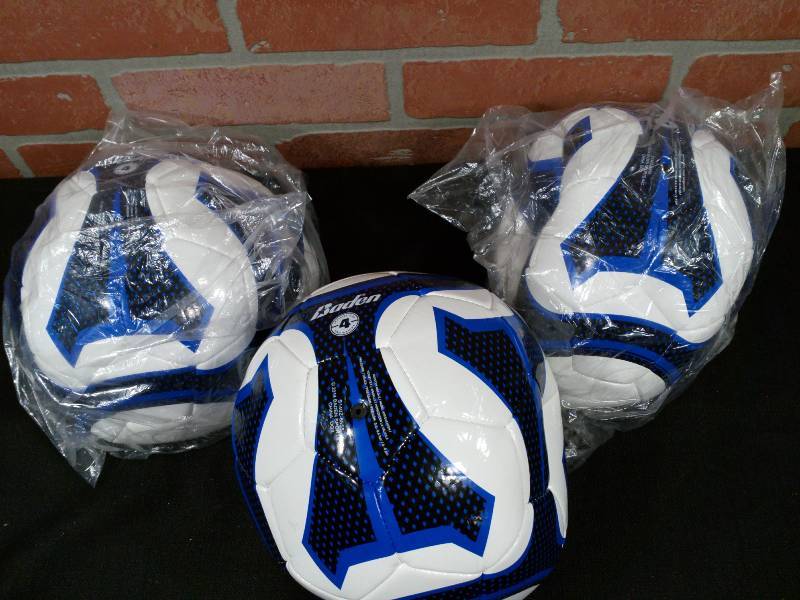 lot 15 image: Baden Official Size 4 Soccer Balls With Logo