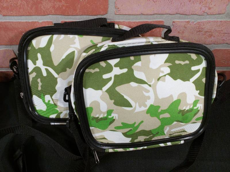 lot 35 image: Lilly  Disney Insuated Travel Juvenile Diabetes Kit