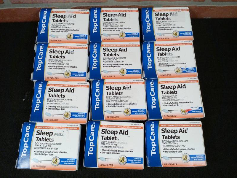 lot 79 image: Top Care Sleep Aid Tablets Doxylamine Succinate 25mg