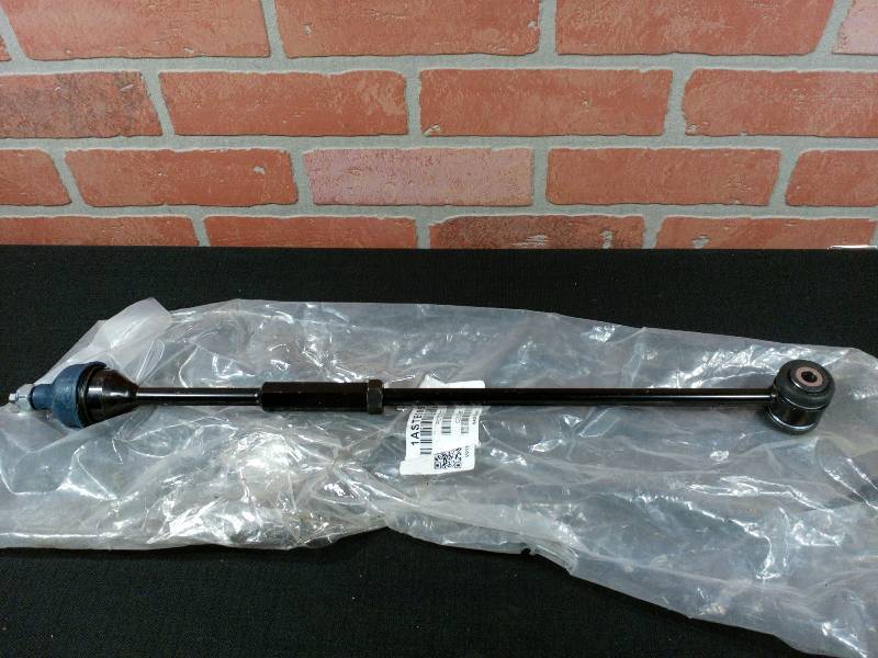 lot 182 image: Tie Rod LH Or RH Passenger Rear