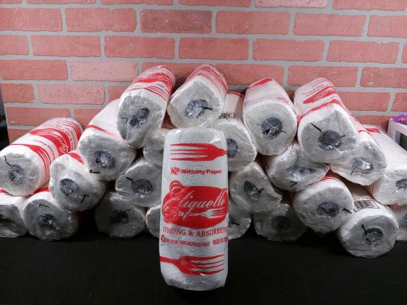 lot 210 image: Paper Towels