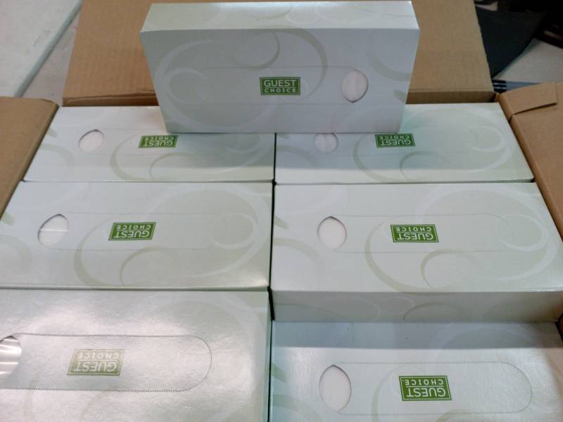 lot 232 image: Guest Choice Flat Box Facial Tissues