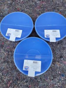 lot 237 image: LOT OF 3 - Cereal Split Bowl