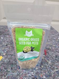 lot 252 image: The Cat Ladies Organic Grass Seed for Pets 8oz USDA Certified