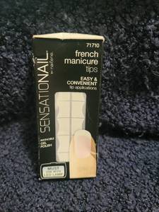 lot 323 image: Sensationail French Manicure Tips