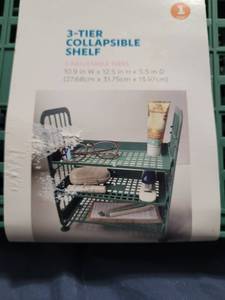 lot 148 image: Three Tier Collapsible Shelf Green