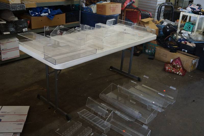 lot 601 image: Large Lot of Slatwall Acrylics-  Retail Shelving