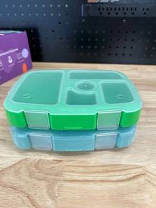 lot 41559 image: Bento Snack Box Set of 2
