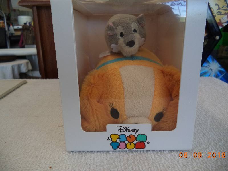 lot 1041 image: Disney TSUM TSUM