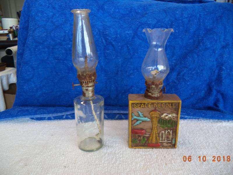 lot 1205 image: 2 Oil Lamps- Space Needle Collectible- Etching