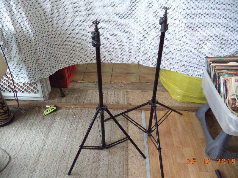 lot 1208 image: 2 Adjustable Stands- Tripod