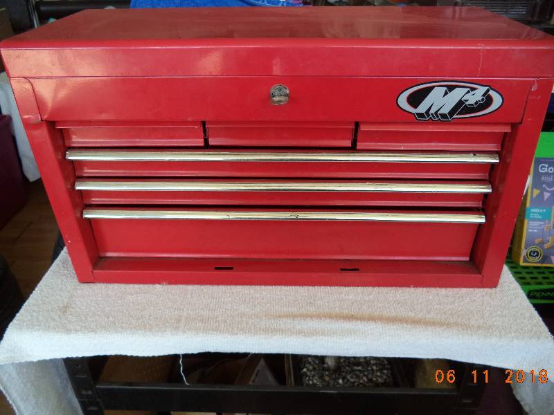 lot 1220 image: 6 Drawer Locking Toolbox  24x13x10