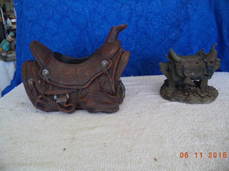 lot 1228 image: Western Decor- 2 Small Saddles