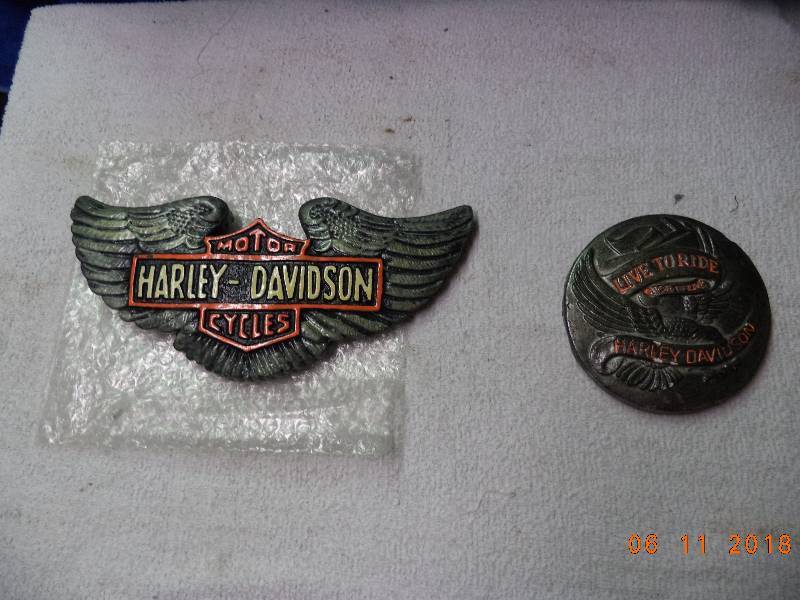lot 2309 image: Harley Davidson Decor
