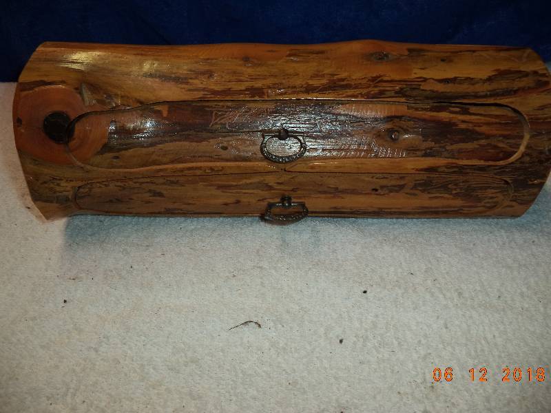 lot 2323 image: Neat Cedar Log Keepsake Box- Sneaky