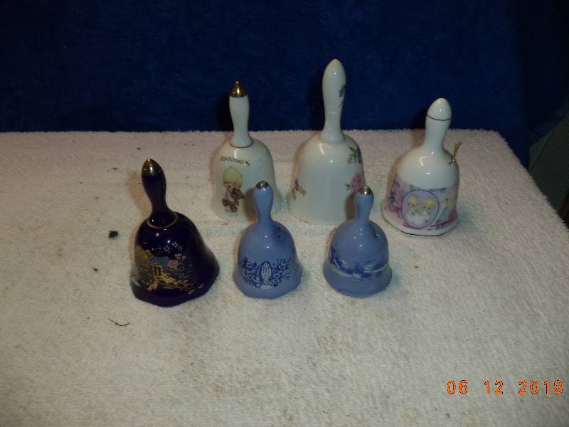 lot 5015 image: Glass Bell Lot- 7 Total