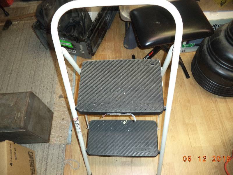 lot 5017 image: 2 Step Safety First Stool