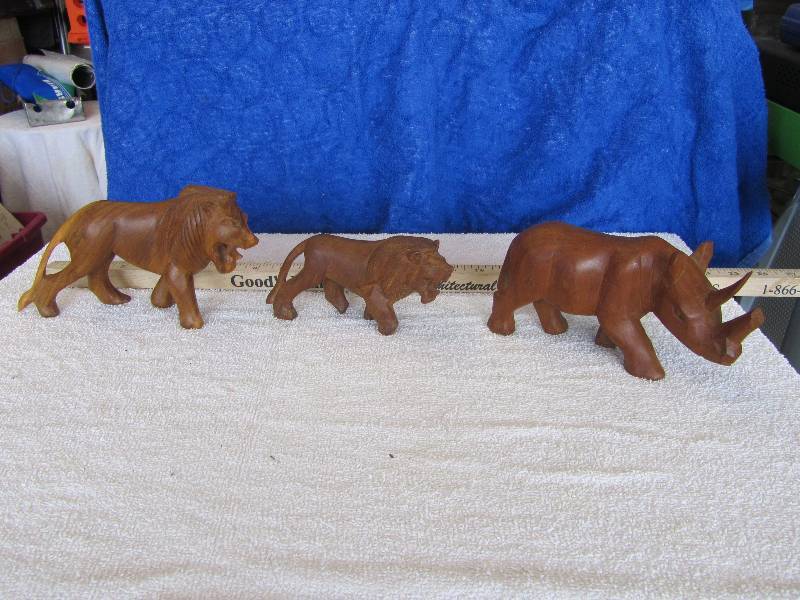 lot 575 image: Wood Carved Jungle Lot- 2 Lions and a Rhino   Safari Time