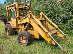 lot 3714 image: Hydrodynamic Skid Steer Loader