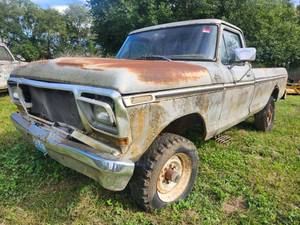 lot 3720 image: 1979  Ford F-250 Pickup Truck