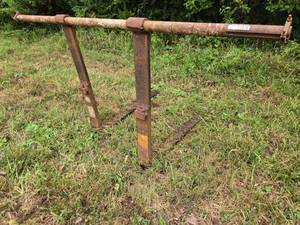 lot 13378 image: Bucket Pallet Forks