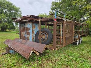 lot 13387 image: 22Ft - Truss trailer