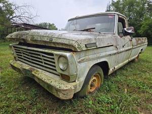 lot 13388 image: Ford F-Series Pickup Truck