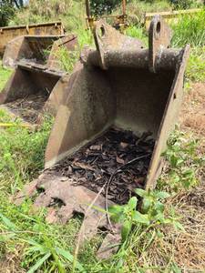 lot 19497 image: 22-inch Excavator Bucket