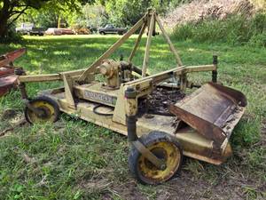 lot 20683 image: Land Pride 72-inch Flat Deck Mower  Model FD2572