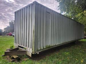 lot 3737 image: 20ft Steel Storage Container Corrugated Box Cargo on Trailer