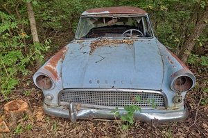 lot 9369 image: Consul Vintage 4-Door Sedan Project Car