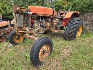 lot 13390 image: Vintage Farm Tractor w Large Agricultural Tires