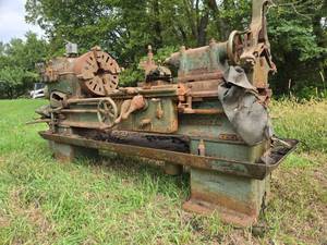 lot 16207 image: Vintage 20 Industrial Metal Lathe Machine